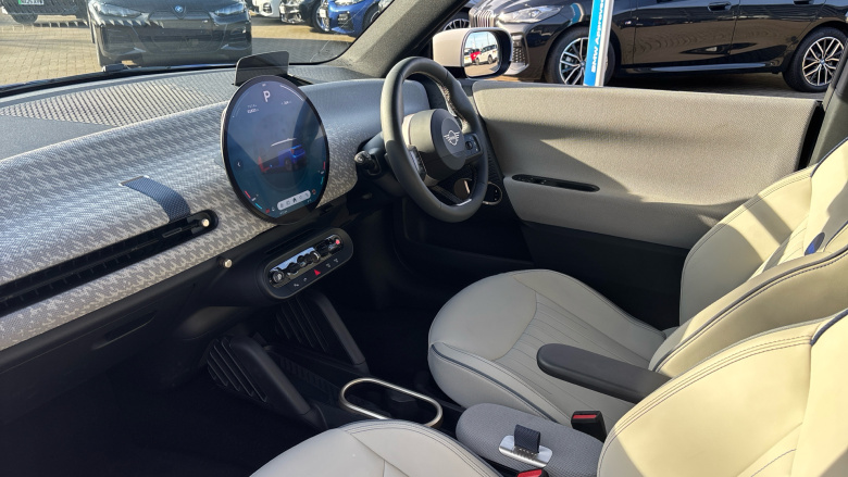 MINI Cooper 160kW SE Exclusive 54kWh 3dr Auto Electric Hatchback